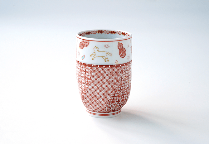 ほぼ新品　種田真紀　赤絵細描華文輪花　豆豆皿 種田 真紀 赤絵細描華文輪花&赤絵細描雪文 豆豆