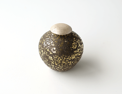 金刻彩蓋器